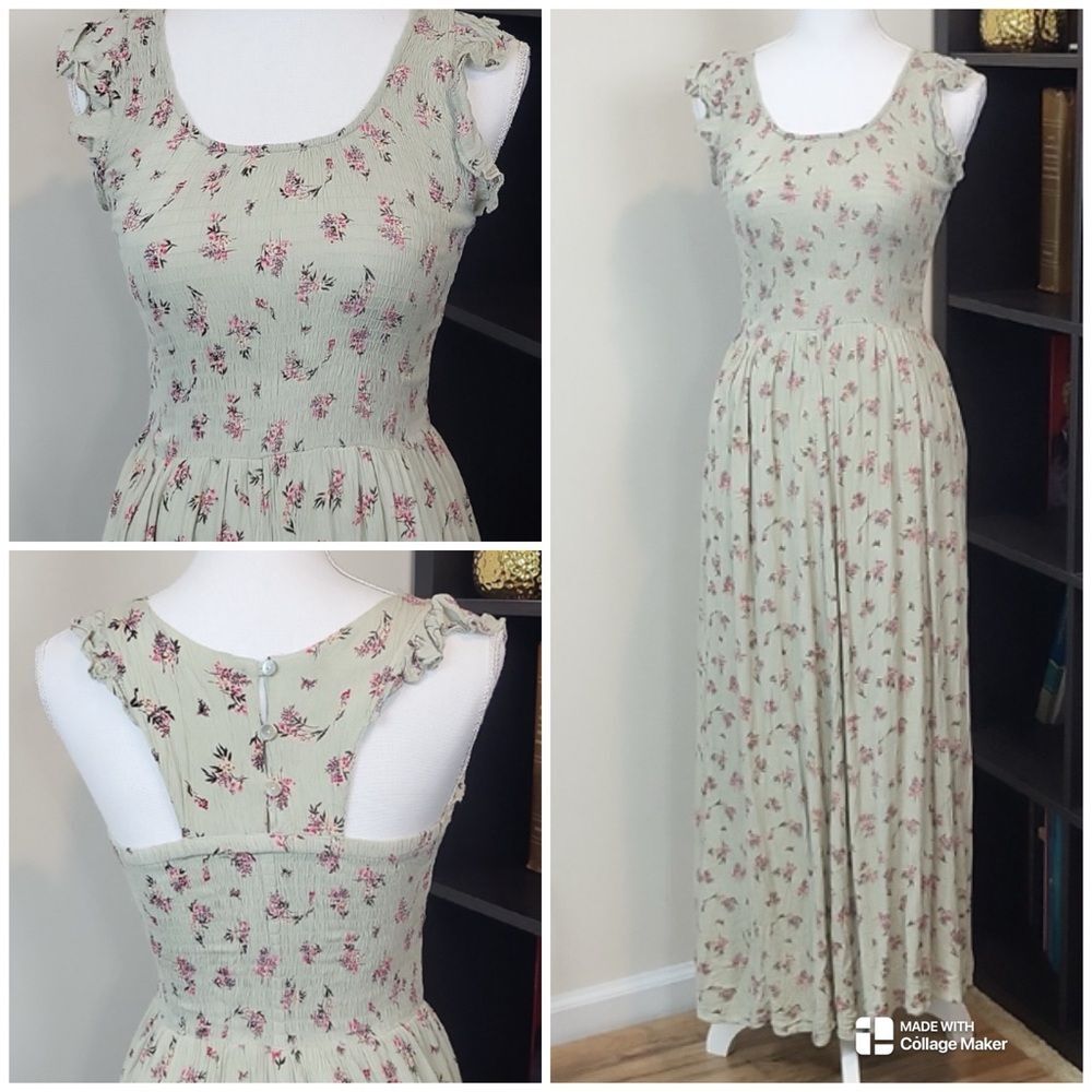Maxi Dress Sz M Floral Print Smocked T-Back Flowy Lagenlook Fairycore Feminine